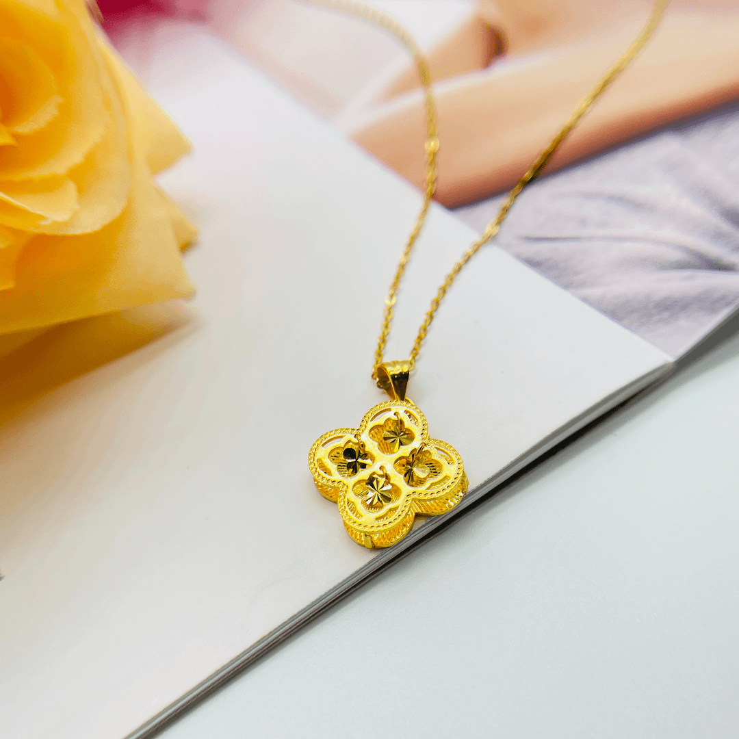 Chow Tai Seng/周大生经典时尚精致轻奢百搭黄金四叶草足金吊坠